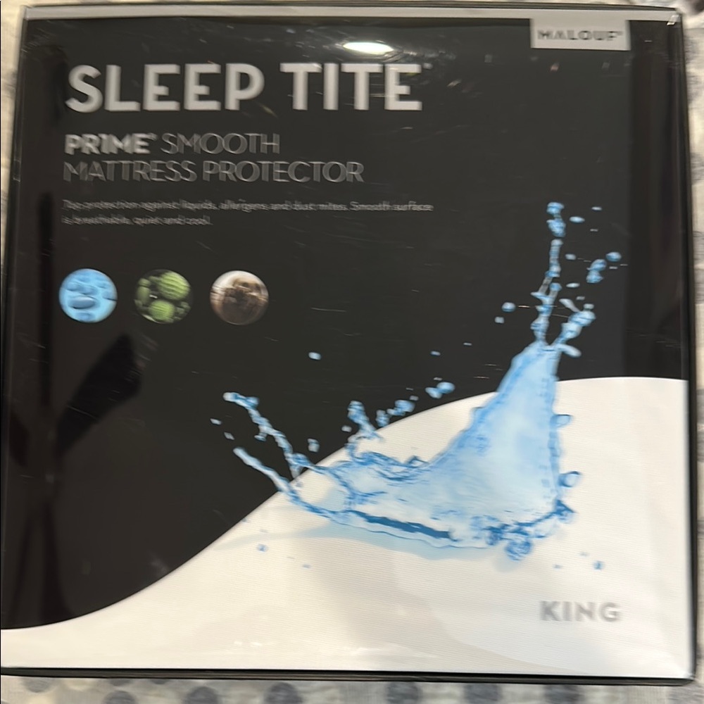 Sleep Tite Prime Smooth Mattress Protector - White- new in original box